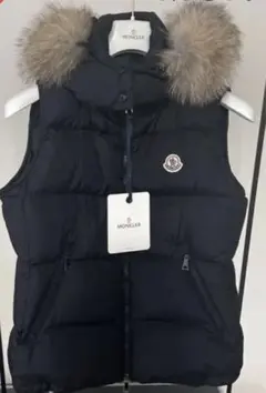 2026年最新】モンクレール ベスト ファーの人気アイテム - メルカリ