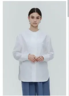 2026年最新】yori ブラウスの人気アイテム - メルカリ