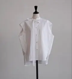 2026年最新】ohga ブラウスの人気アイテム - メルカリ