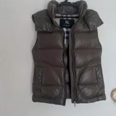 2026年最新】バーバリー ダウンベストの人気アイテム - メルカリ