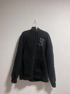 2026年最新】supreme sロゴ パーカー ツノの人気アイテム - メルカリ