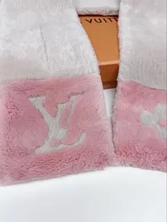 2026年最新】ルイ・ヴィトン ファー マフラーの人気アイテム - メルカリ