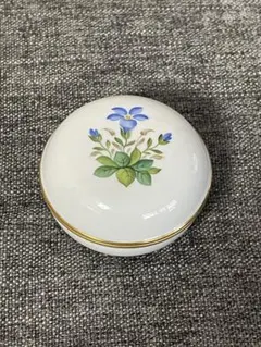 2026年最新】アウガルテンボンボニエールの人気アイテム - メルカリ