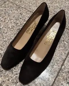 2026年最新】フェラガモ 24.5の人気アイテム - メルカリ