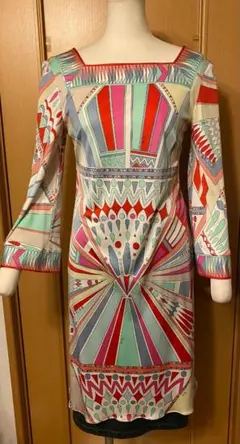 2026年最新】EMILIO PUCCI ロングワンピースの人気アイテム - メルカリ
