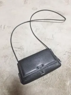 2026年最新】IACUCCI ショルダーバッグの人気アイテム - メルカリ