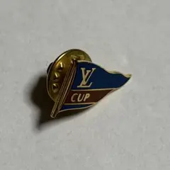 2026年最新】ヴィトン ピンバッチの人気アイテム - メルカリ