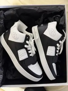 2026年最新】CELINE スニーカーの人気アイテム - メルカリ