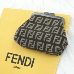2026年最新】フェンディ ズッカ ポーチの人気アイテム - メルカリ