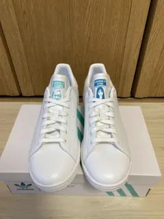 2026年最新】kyne stan smithの人気アイテム - メルカリ