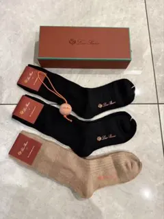 2026年最新】Loro Piana ソックスの人気アイテム - メルカリ