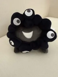 2026年最新】黒ミャクミャク這い型の人気アイテム - メルカリ