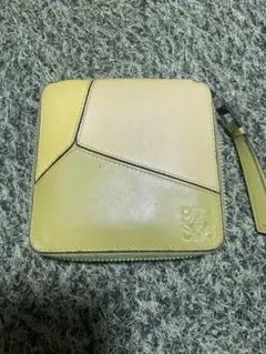 2026年最新】ロエベ 財布 三つ折りの人気アイテム - メルカリ