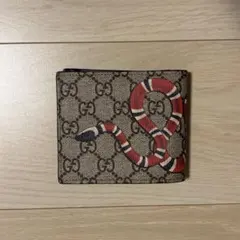 2026年最新】gucci 二つ折り財布 スネークの人気アイテム - メルカリ