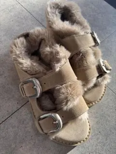 2026年最新】カミナンド ファーサンダルの人気アイテム - メルカリ