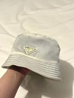 2026年最新】prada バケットハット 白の人気アイテム - メルカリ