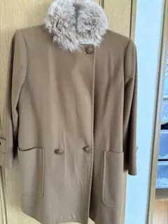 2026年最新】BURBERRY 毛皮・ファーコートの人気アイテム - メルカリ