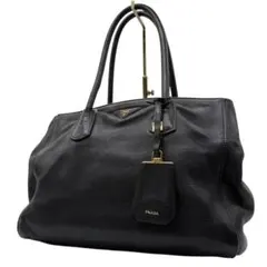 2026年最新】プラダ トート シボの人気アイテム - メルカリ