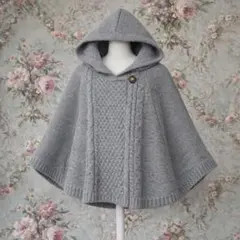 2026年最新】森ガール ポンチョの人気アイテム - メルカリ