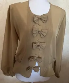 2026年最新】カネコイサオ ブラウスの人気アイテム - メルカリ