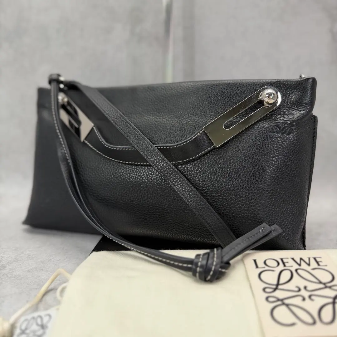 2026年最新】loewe ロエベ ミッシーの人気アイテム - メルカリ