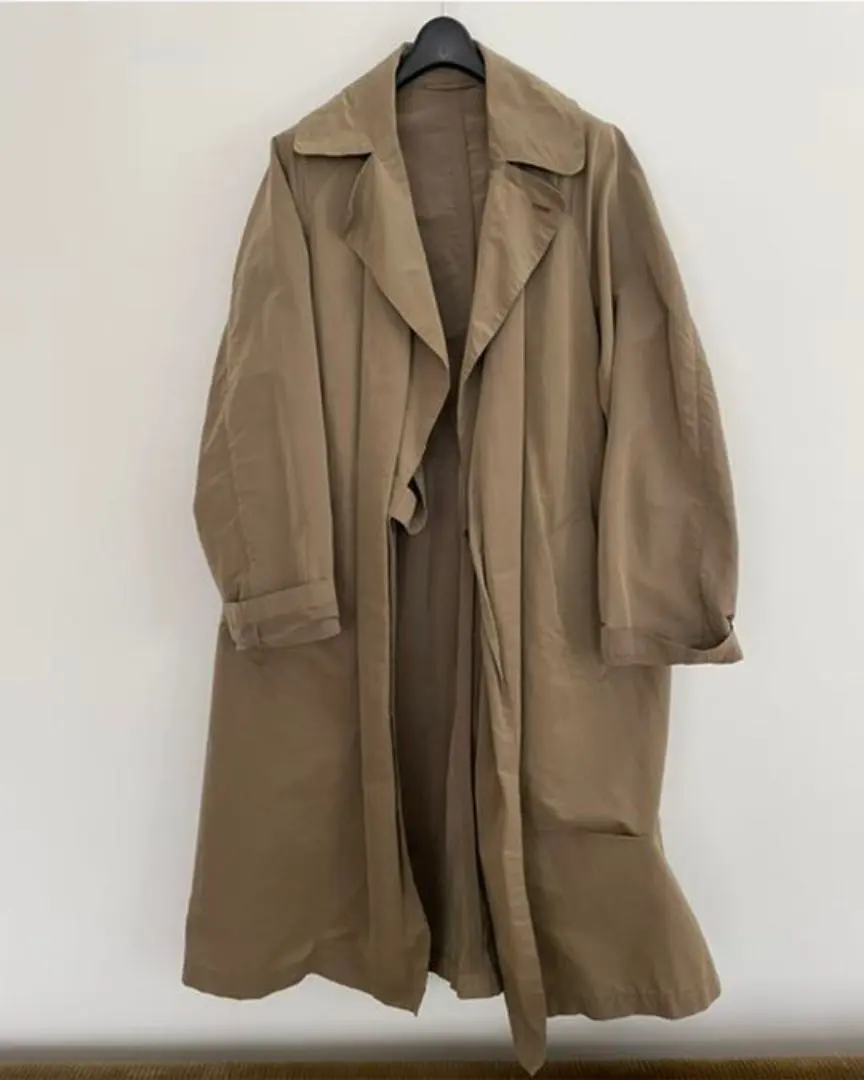 2026年最新】comoli タイロッケンコート 16awの人気アイテム - メルカリ