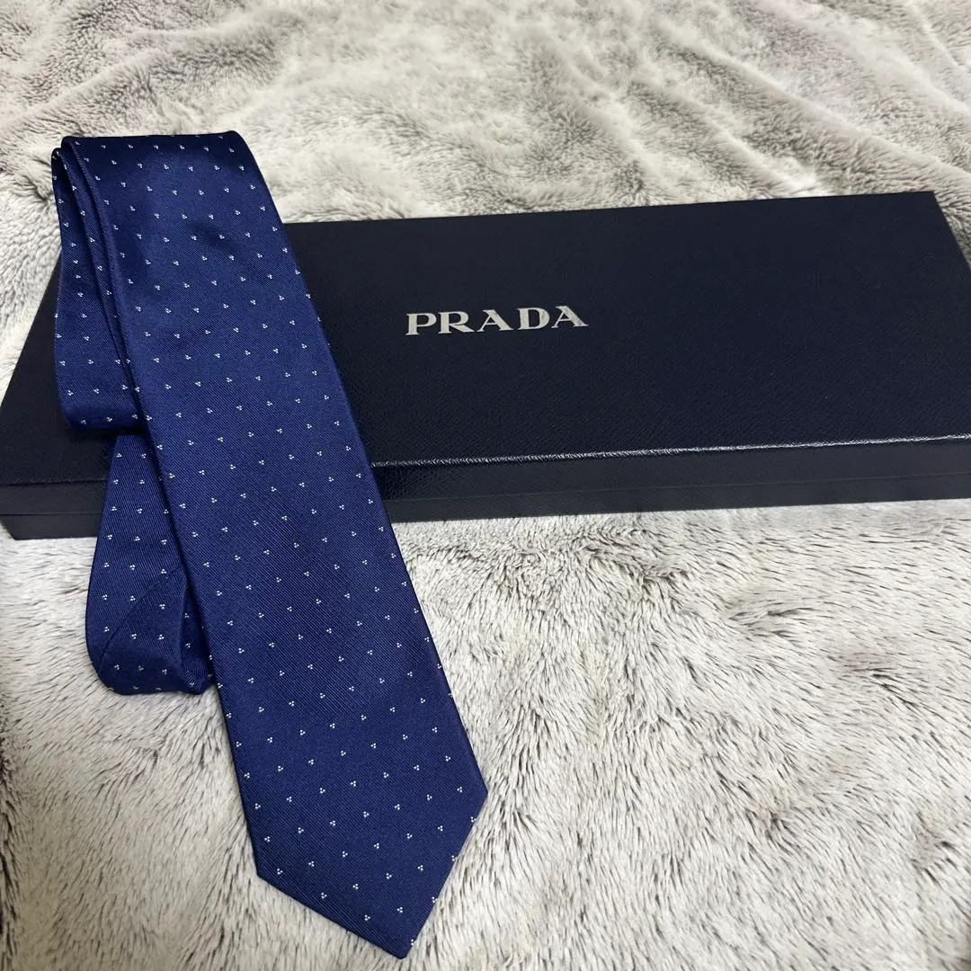 2026年最新】PRADA カラー：ネイビー系 ネクタイの人気アイテム - メルカリ