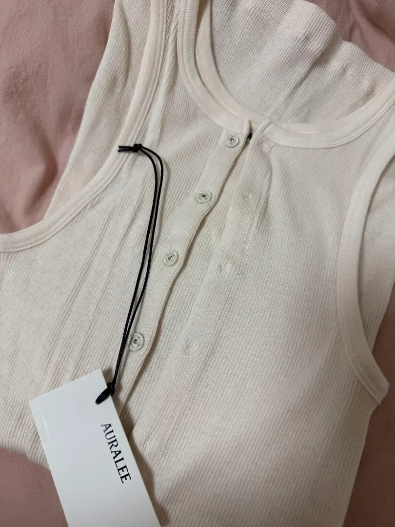 2026年最新】AURALEE タンクトップの人気アイテム - メルカリ