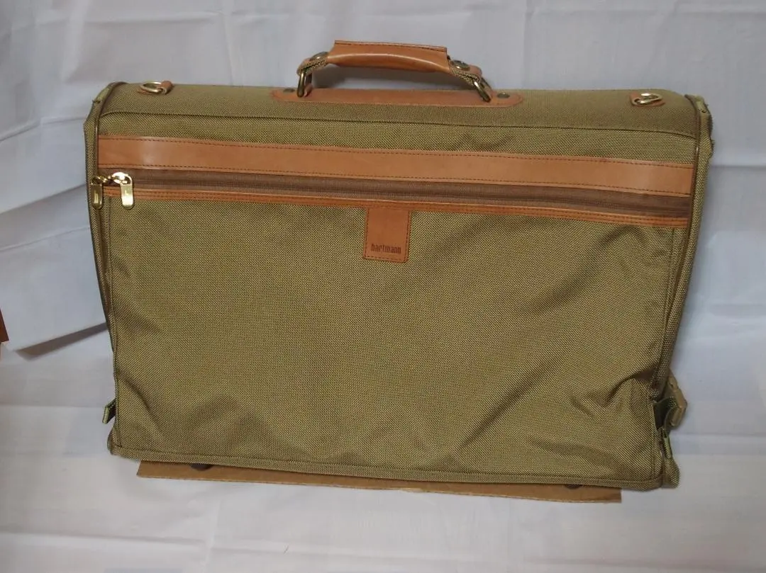 2026年最新】HARTMANN ガーメントバッグの人気アイテム - メルカリ