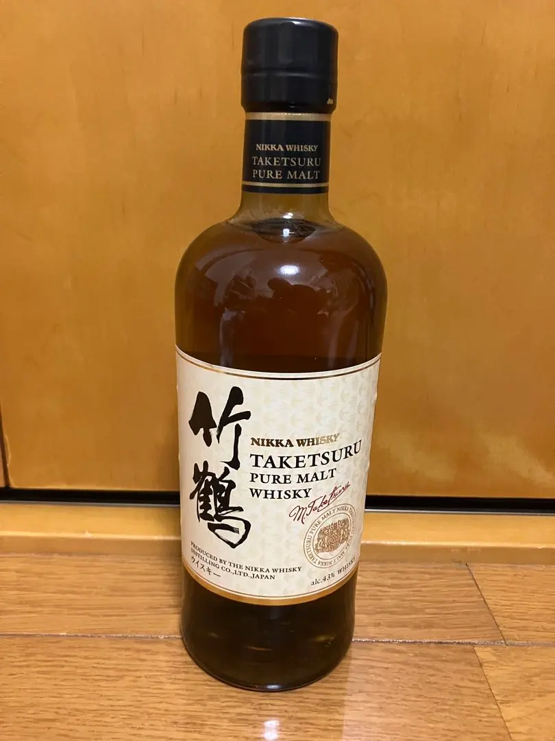 2026年最新】竹鶴ピュアモルト 500mlの人気アイテム - メルカリ