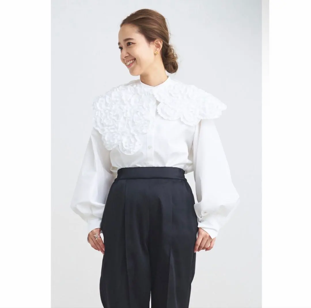 2026年最新】yori ホイップカラーブラウスの人気アイテム - メルカリ