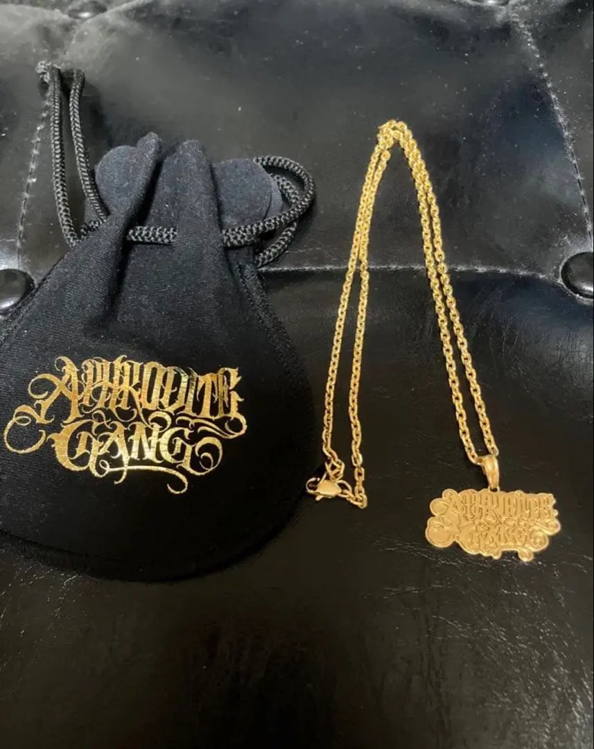 2026年最新】アフロディーテギャングネックレスの人気アイテム - メルカリ