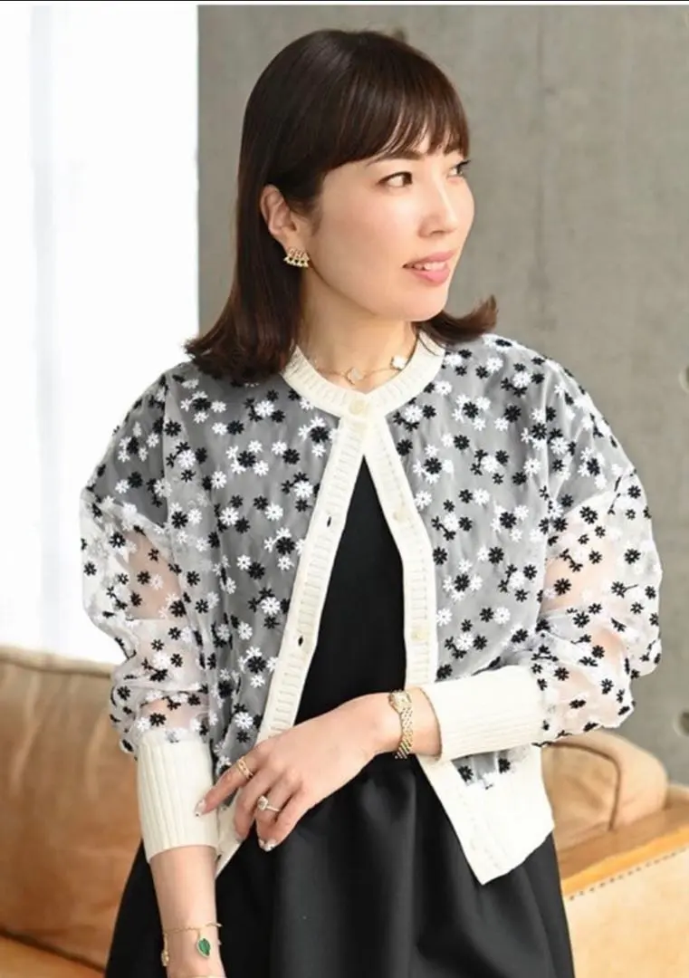 2026年最新】trefl スワンカーディガンの人気アイテム - メルカリ