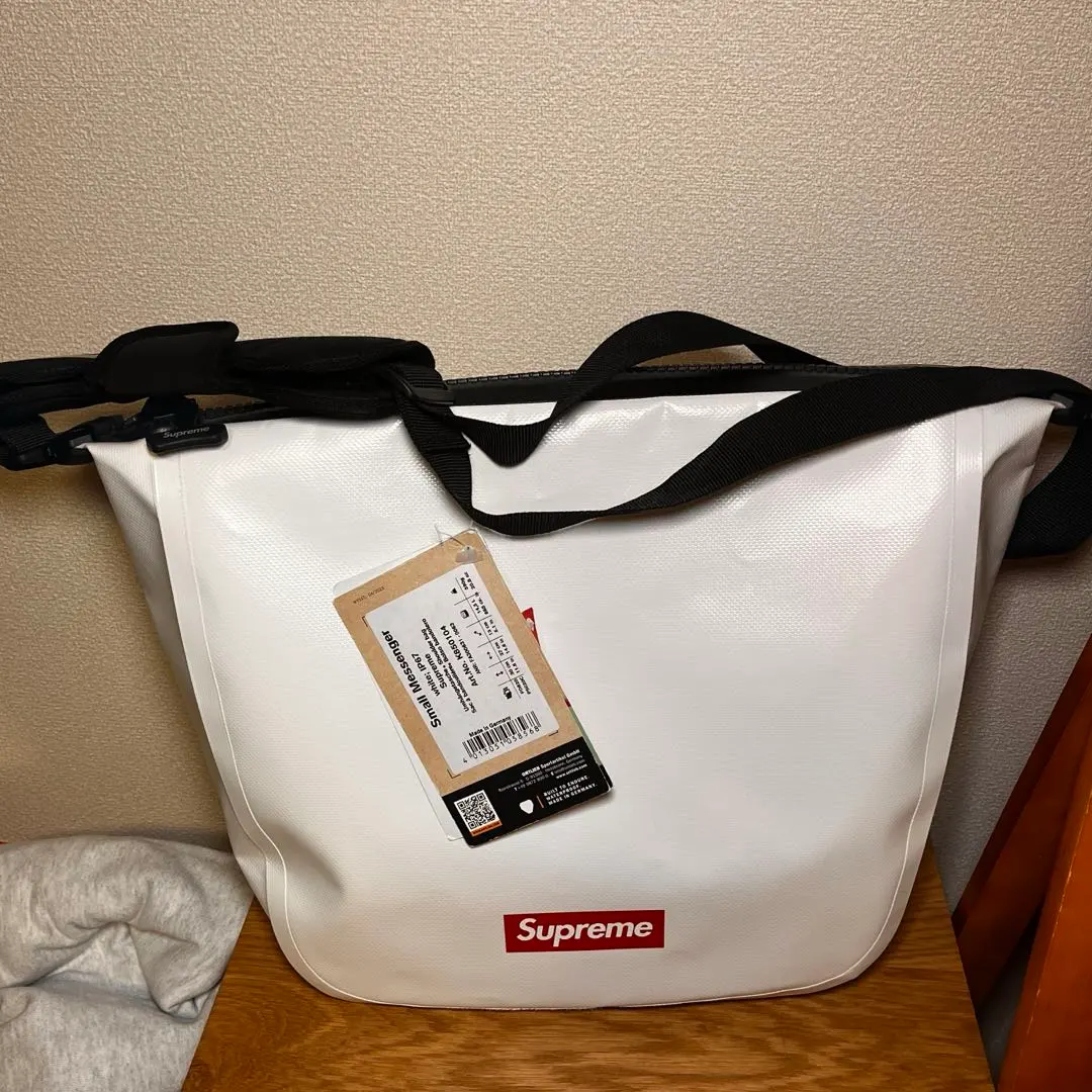 2026年最新】Supreme ORTLIEB Messenger Bagの人気アイテム - メルカリ