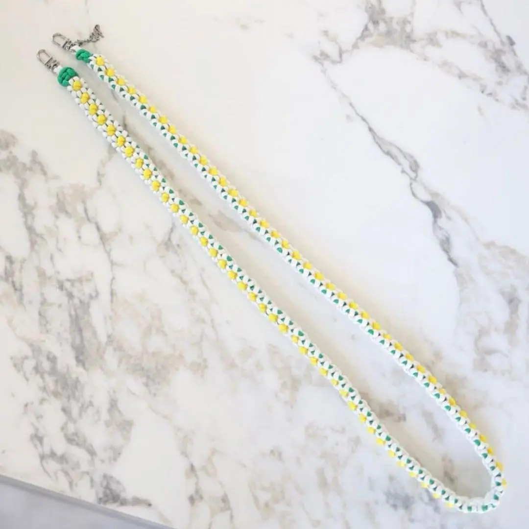 2026年最新】gypsohila ストラップの人気アイテム - メルカリ