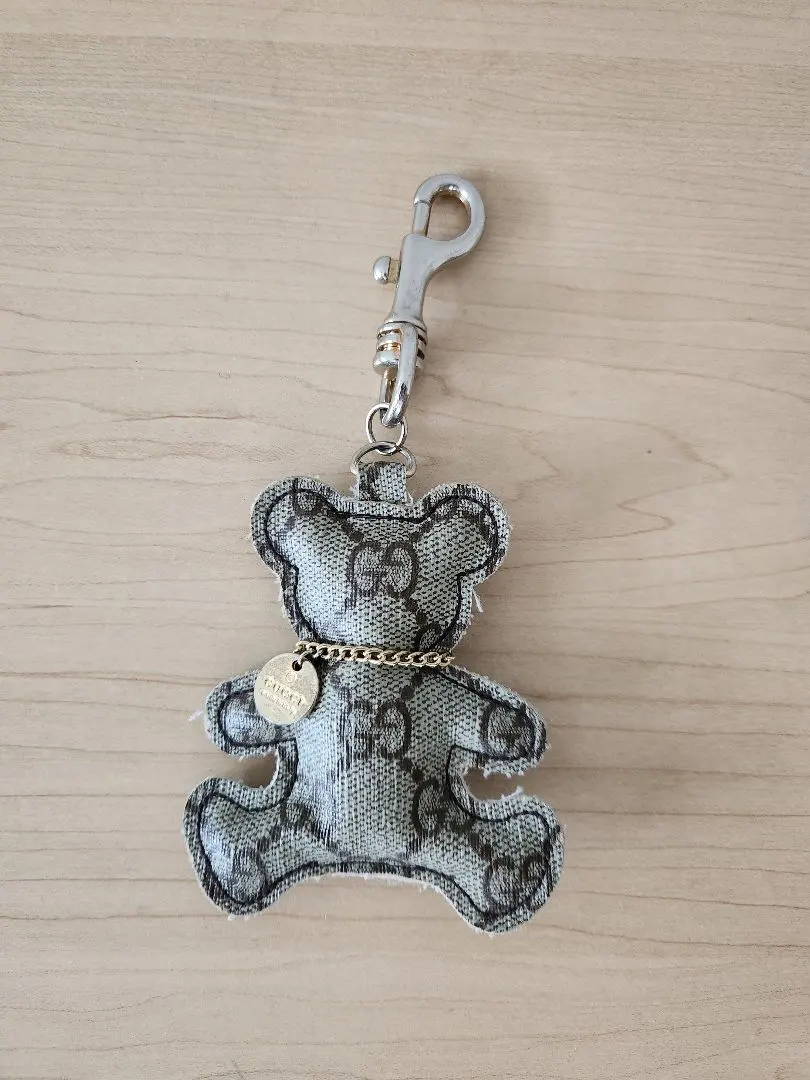 2026年最新】gucci キーホルダー くまの人気アイテム - メルカリ