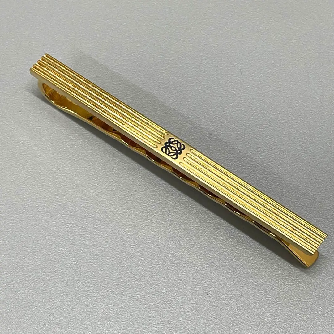 2026年最新】loewe ネクタイピンの人気アイテム - メルカリ