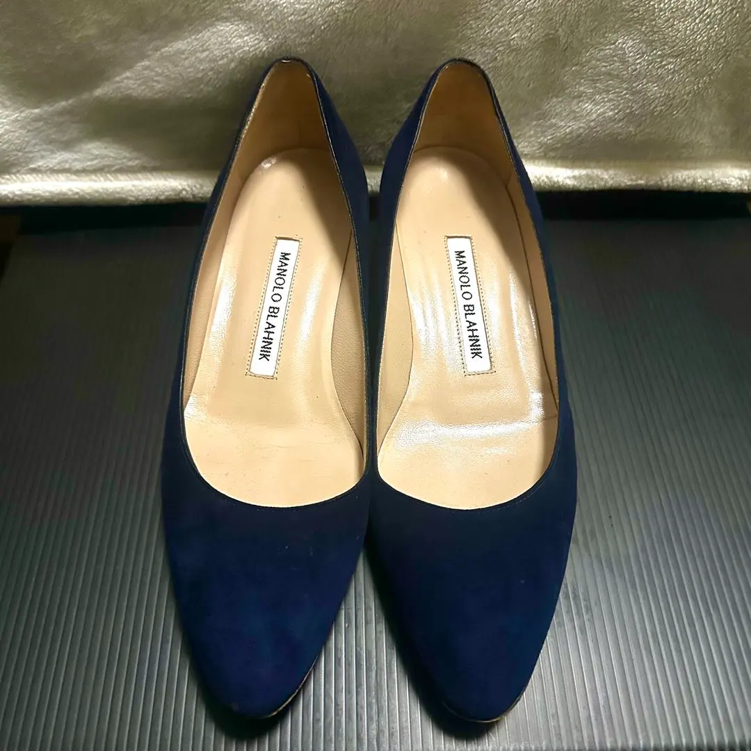 2026年最新】マノロブラニク リストニーの人気アイテム - メルカリ