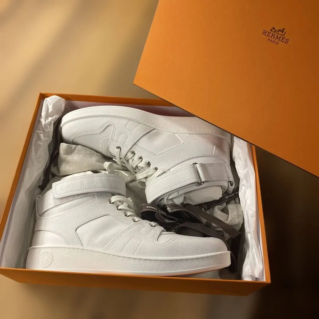2026年最新】エルメス 靴 空箱の人気アイテム - メルカリ