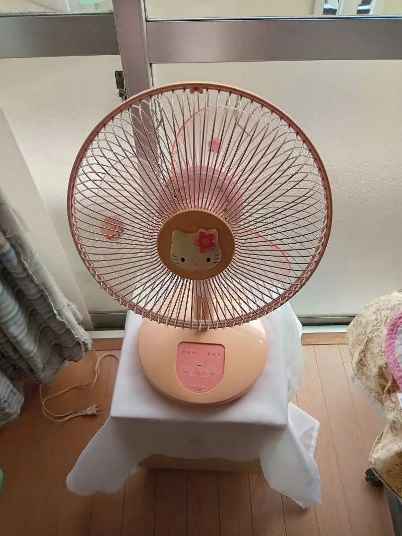 2026年最新】ハローキティ リビング扇風機の人気アイテム - メルカリ