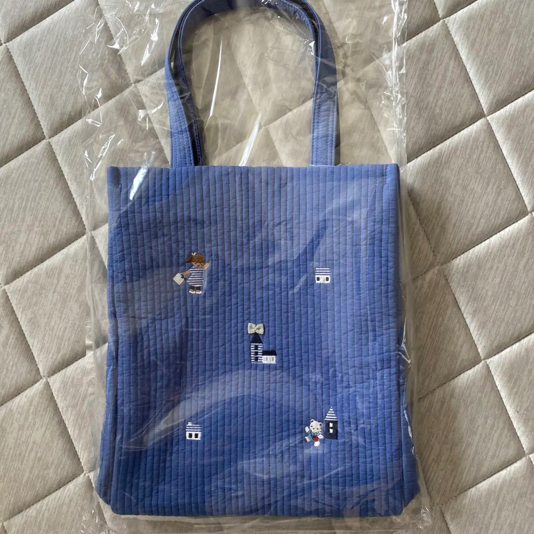 2026年最新】ファミリア ピオヌンナル ネイビーの人気アイテム - メルカリ