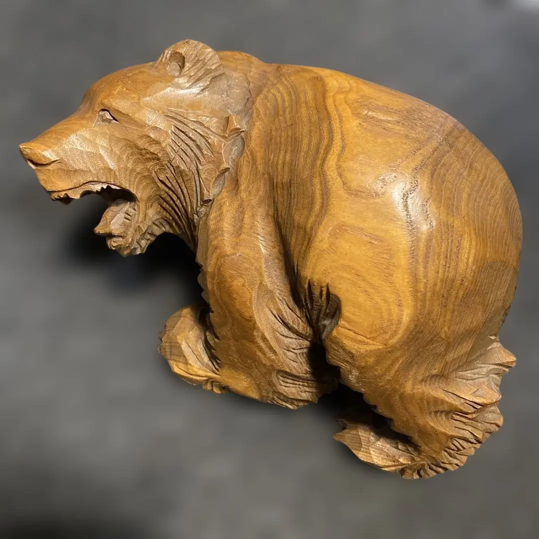 2026年最新】木彫りの熊 旭川の人気アイテム - メルカリ