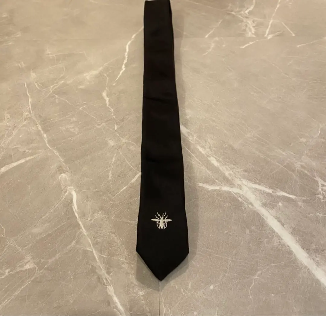 2026年最新】dior ネクタイ 蜂の人気アイテム - メルカリ