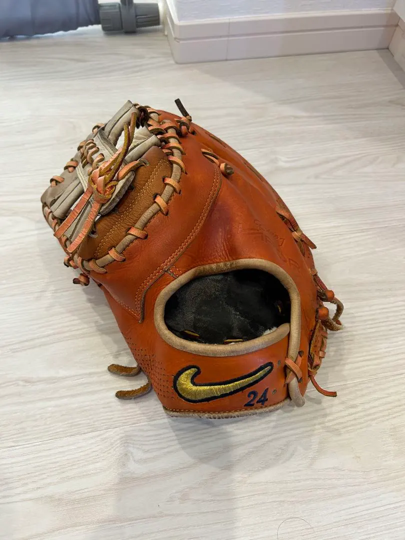 2026年最新】ナイキ 軟式左投げ用の人気アイテム - メルカリ