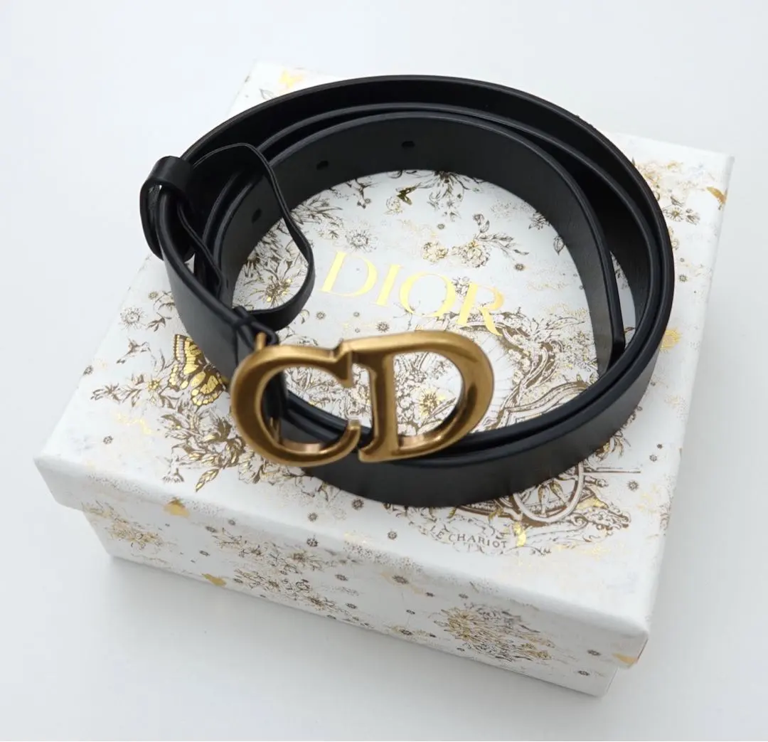 2026年最新】DIOR CD Icon ベルト バックルの人気アイテム - メルカリ
