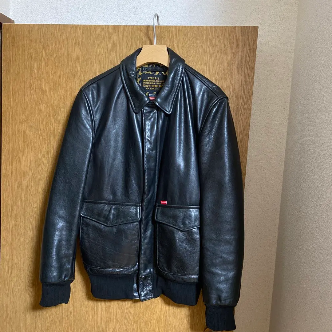 2026年最新】SUPREME SCHOTT A-2の人気アイテム - メルカリ