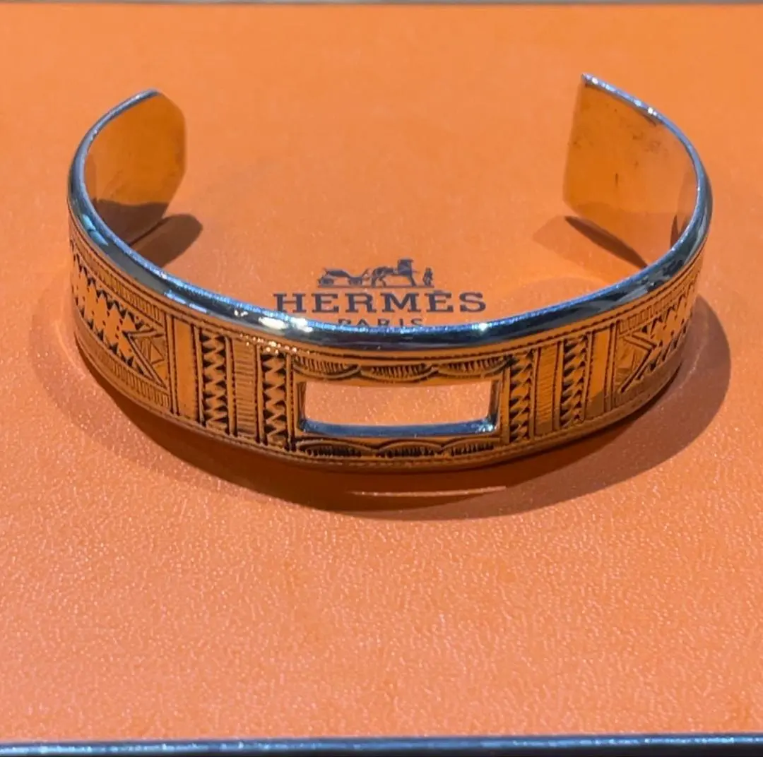 2026年最新】エルメス トゥアレグ t5の人気アイテム - メルカリ