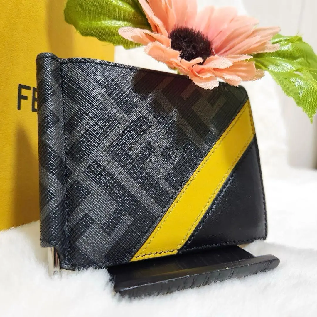2026年最新】Fendi マネークリップの人気アイテム - メルカリ