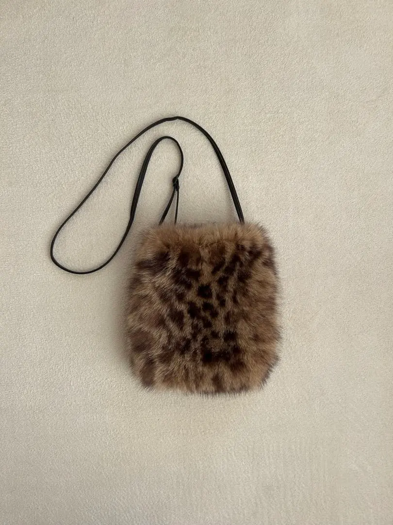 2026年最新】SAGA FURS バッグの人気アイテム - メルカリ