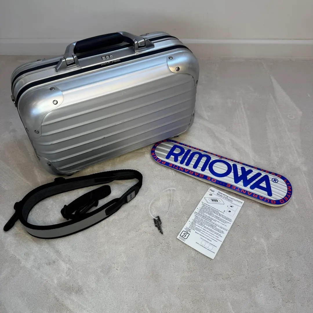 2026年最新】rimowa ピッコロの人気アイテム - メルカリ